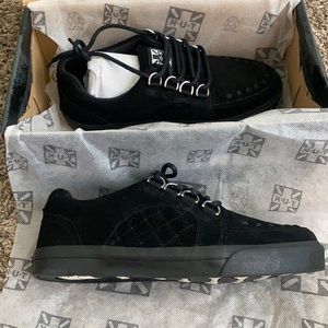 Black suede tuk sneakers
